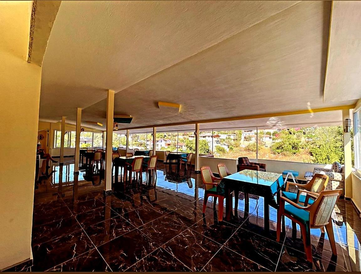 Rose Hotel B&B พาทารา ภายนอก รูปภาพ