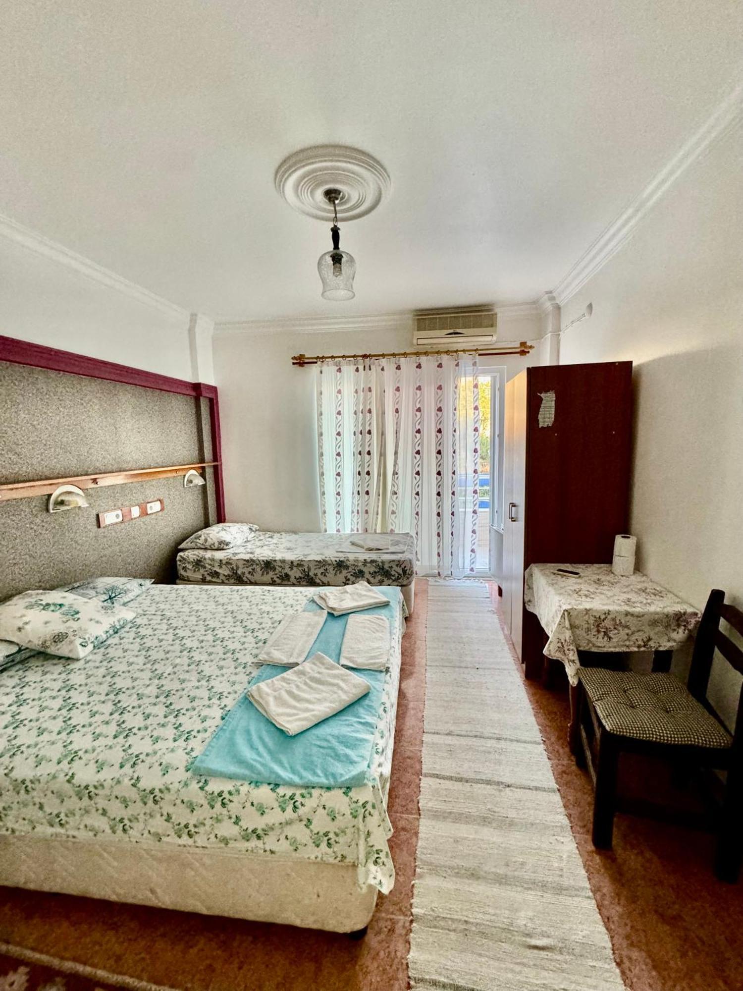 Rose Hotel B&B พาทารา ภายนอก รูปภาพ